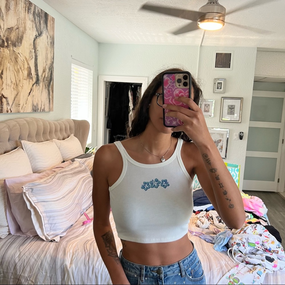 princess polly hibiscus flower crop top